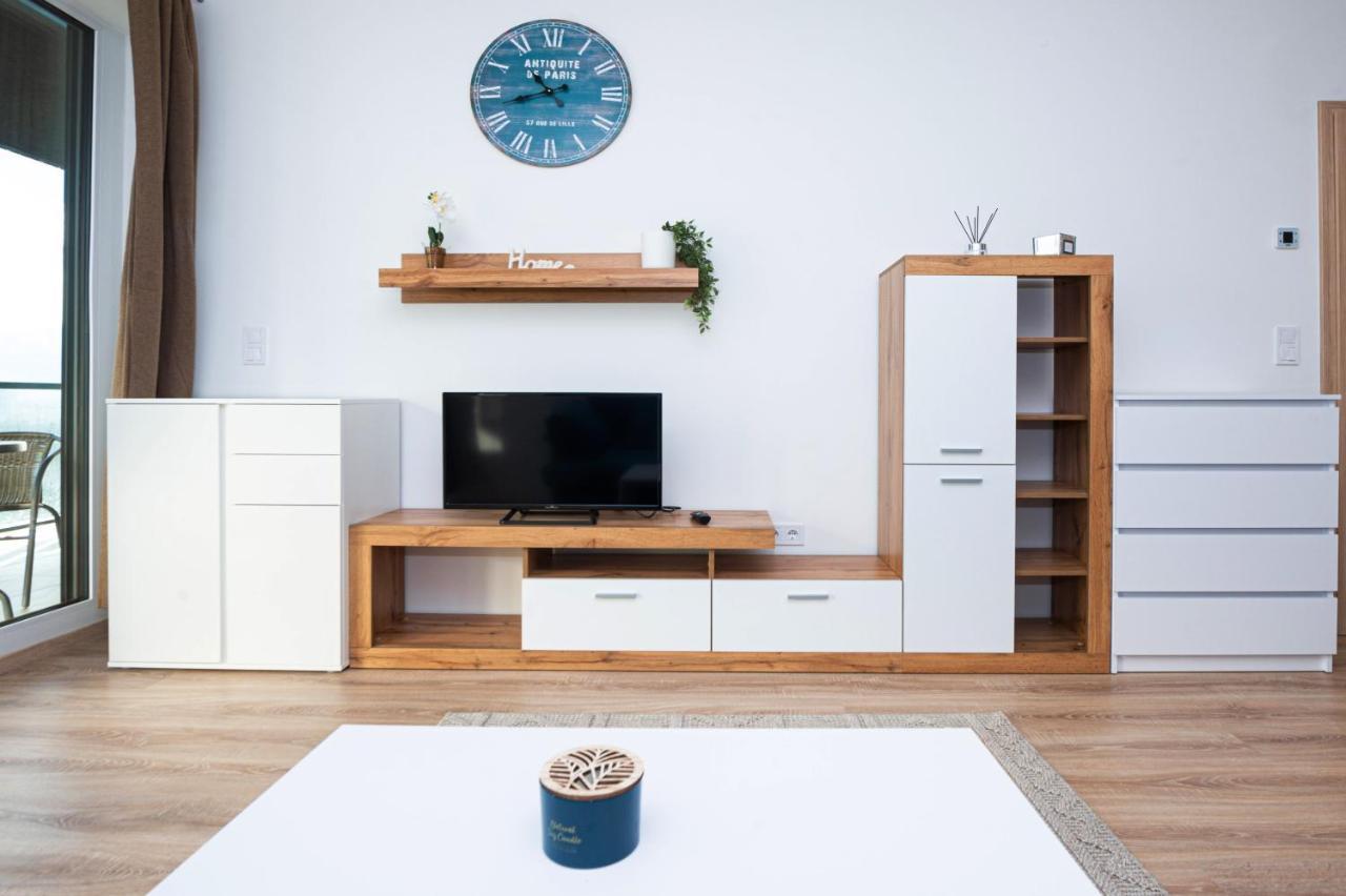 Waterfront City Apartments By Urbanrent Будапеща Екстериор снимка