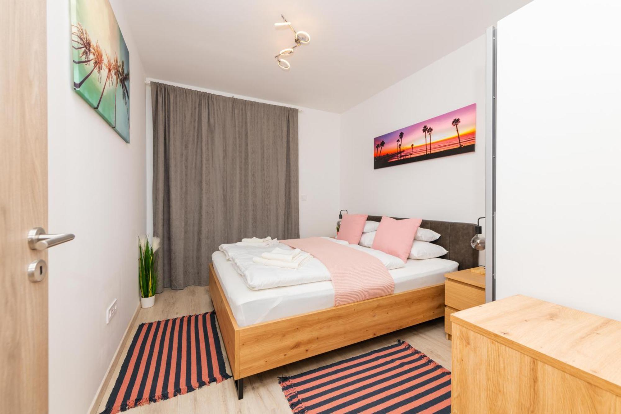 Waterfront City Apartments By Urbanrent Будапеща Екстериор снимка