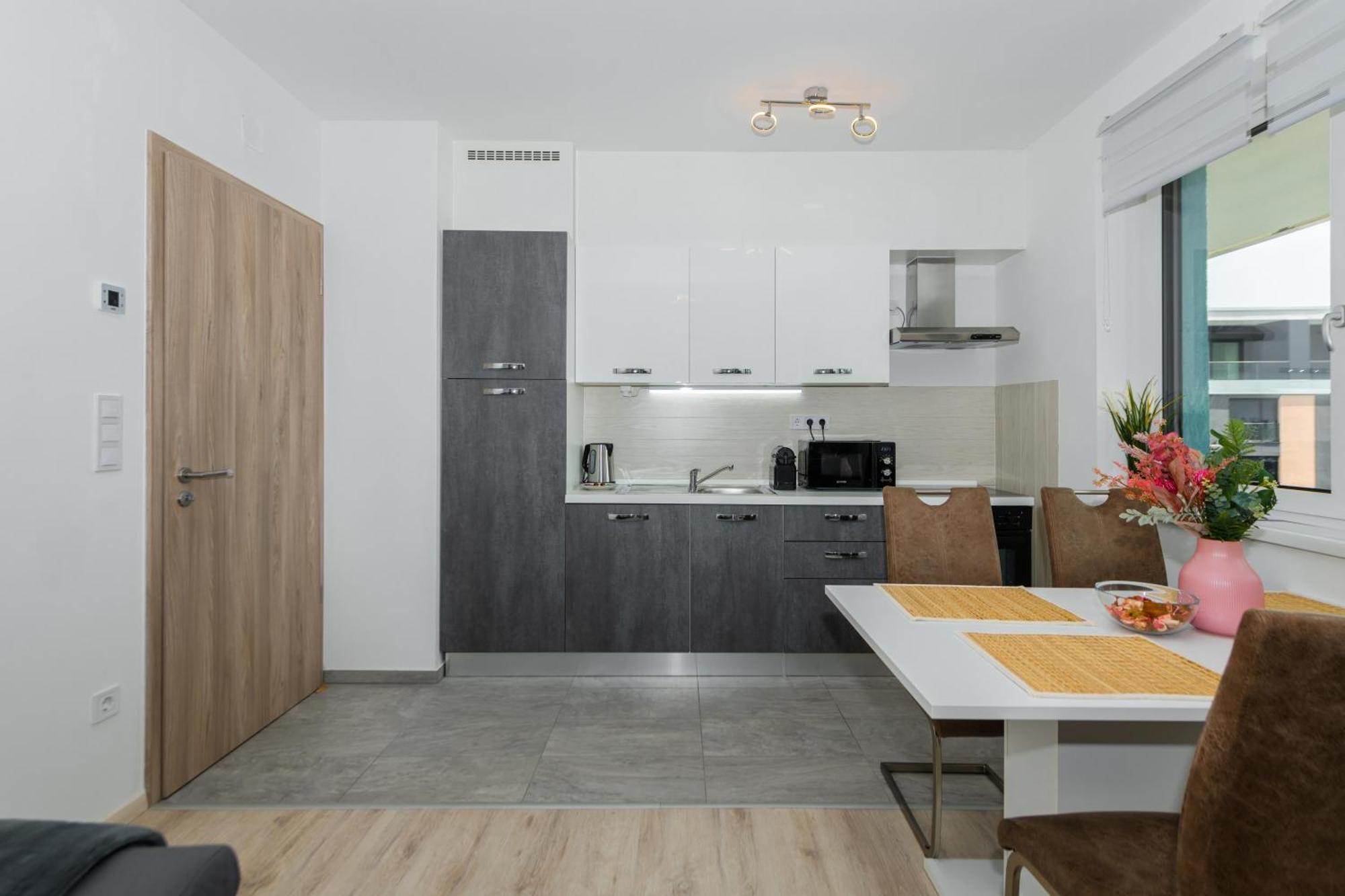 Waterfront City Apartments By Urbanrent Будапеща Екстериор снимка